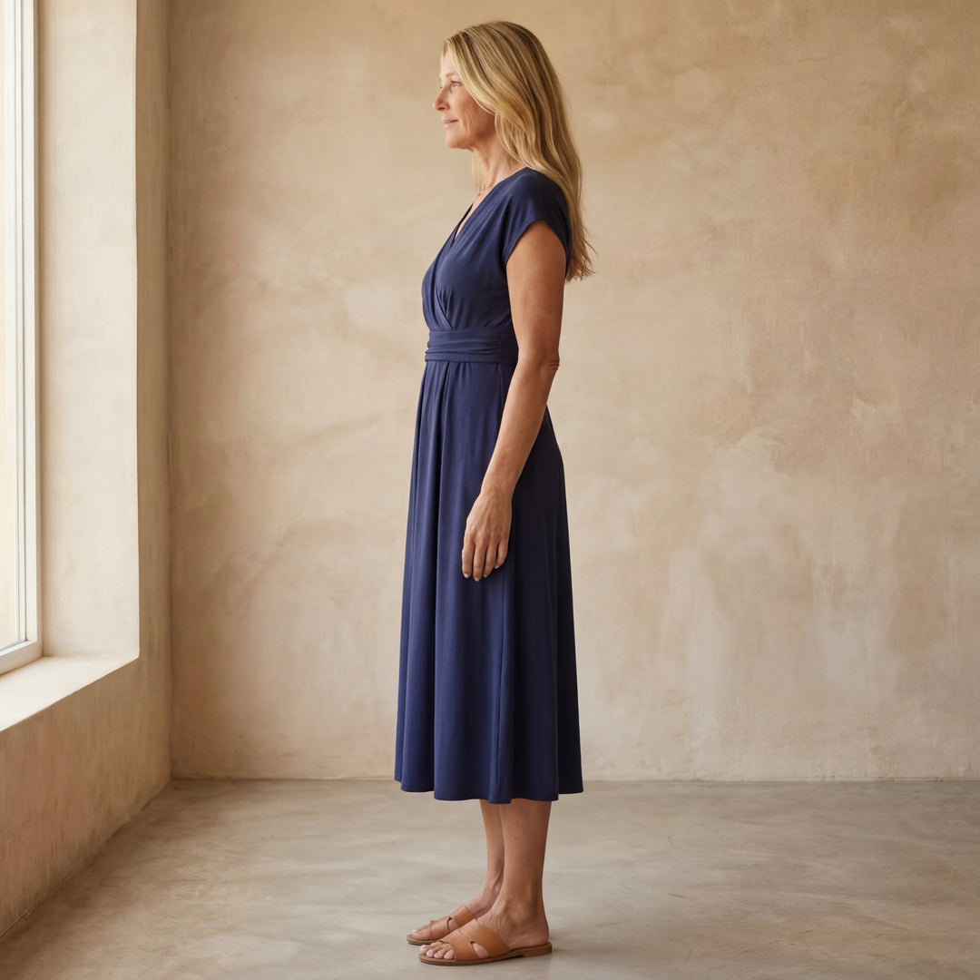 Iliana | V-Neck Stylish Midi Dress