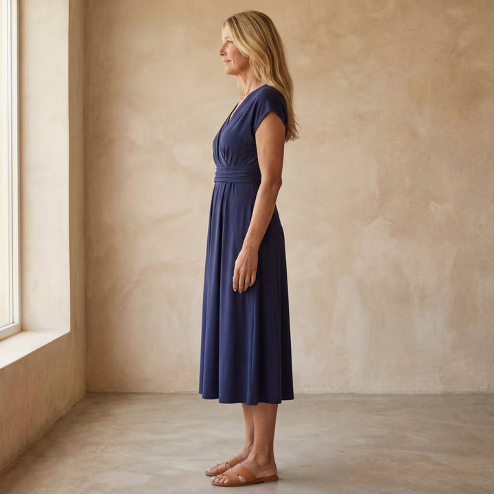 Iliana | V-Neck Stylish Midi Dress