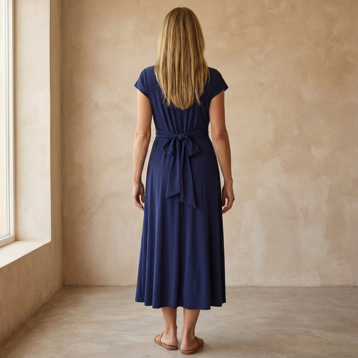 Iliana | V-Neck Stylish Midi Dress