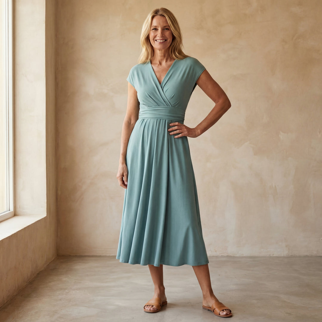 Iliana | V-Neck Stylish Midi Dress