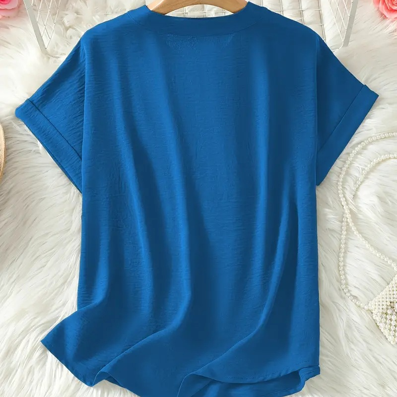 Danielle | Flattering V-Neck Top