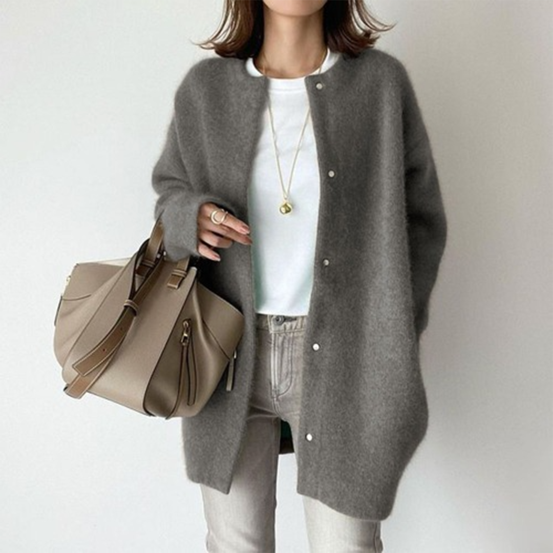 Mary - Comfortable Cardigan