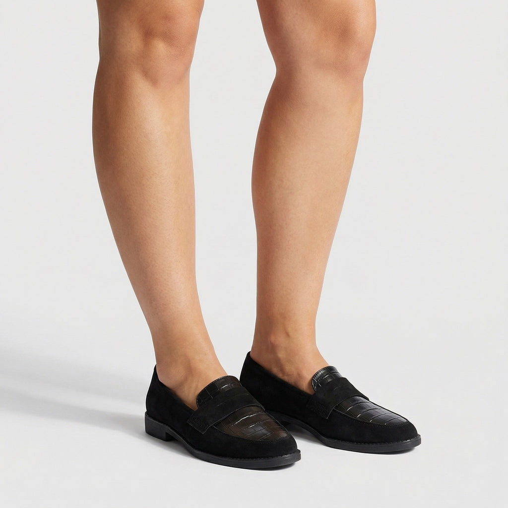 Carolina | Black Loafers with Cushioned Support