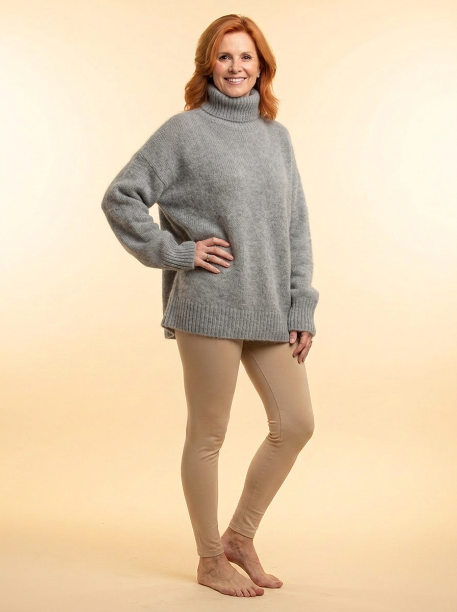 Amaya | Luxe Turtleneck Sweater