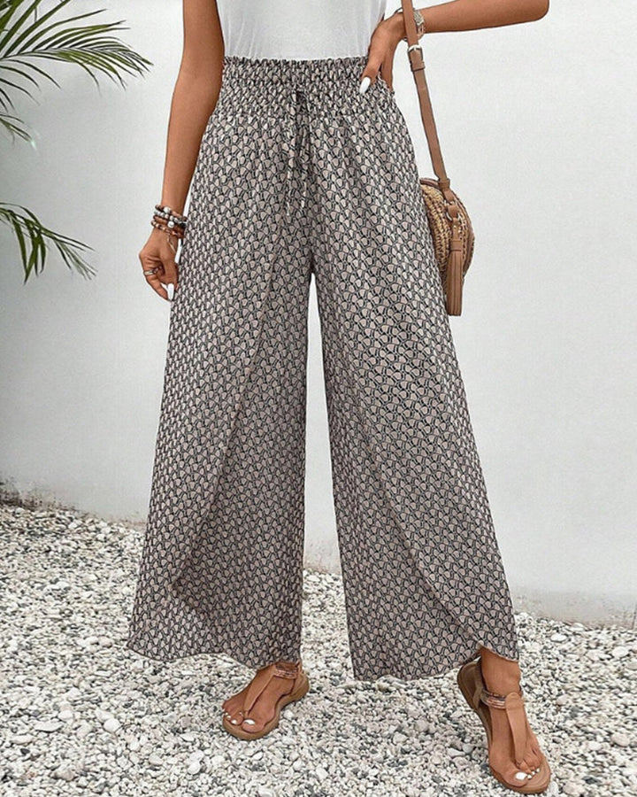 Veronique | Relaxed Wide Leg Trousers