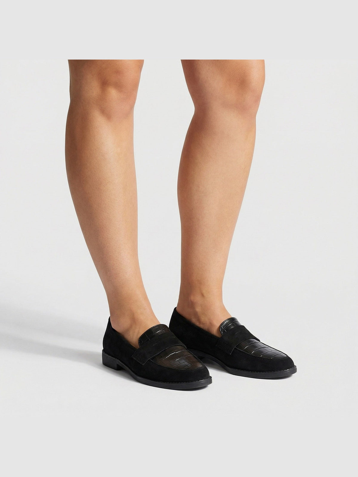 Carolina | Black Loafers with Cushioned Support