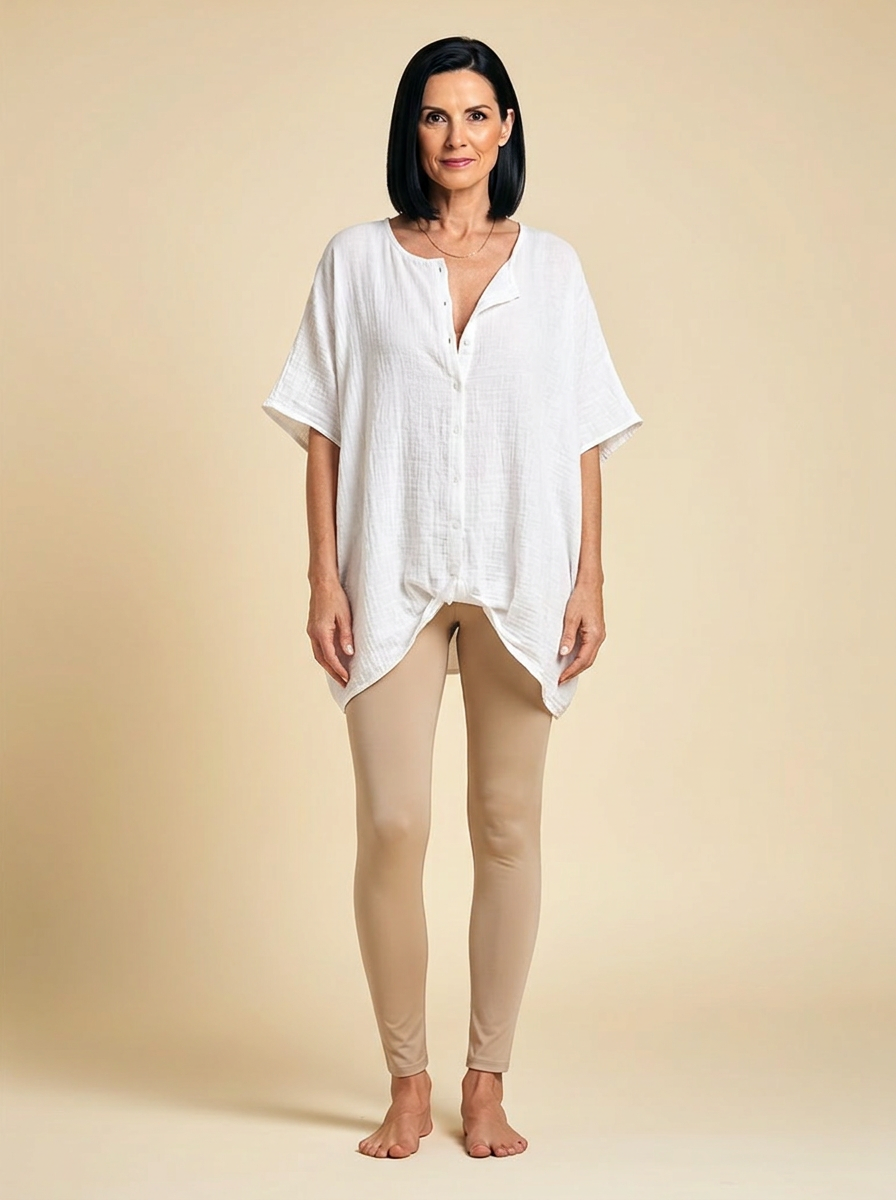 Lucie | Blouse with Playful Neckline