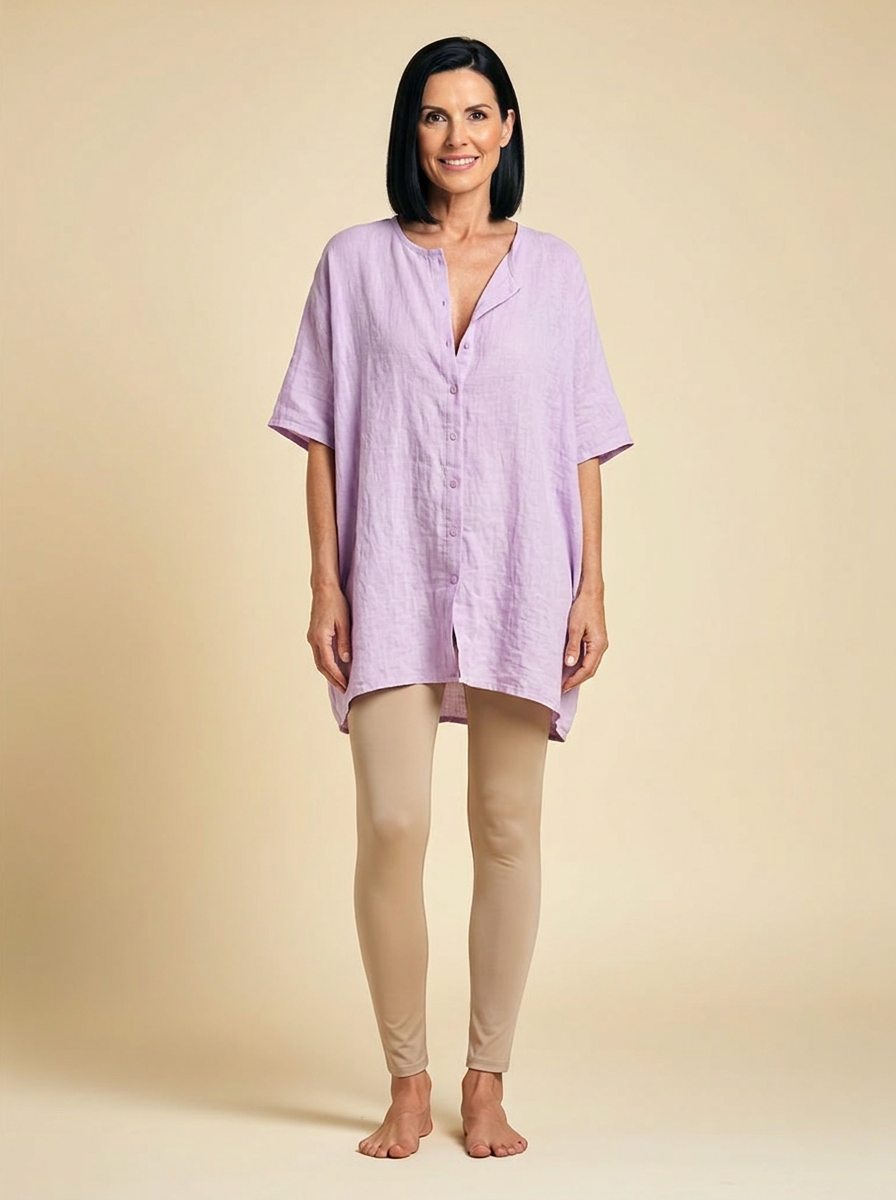 Lucie | Blouse with Playful Neckline