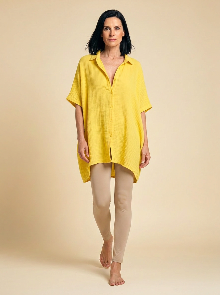 Lucie | Blouse with Playful Neckline
