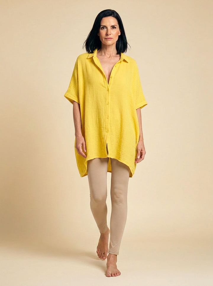 Lucie | Blouse with Playful Neckline